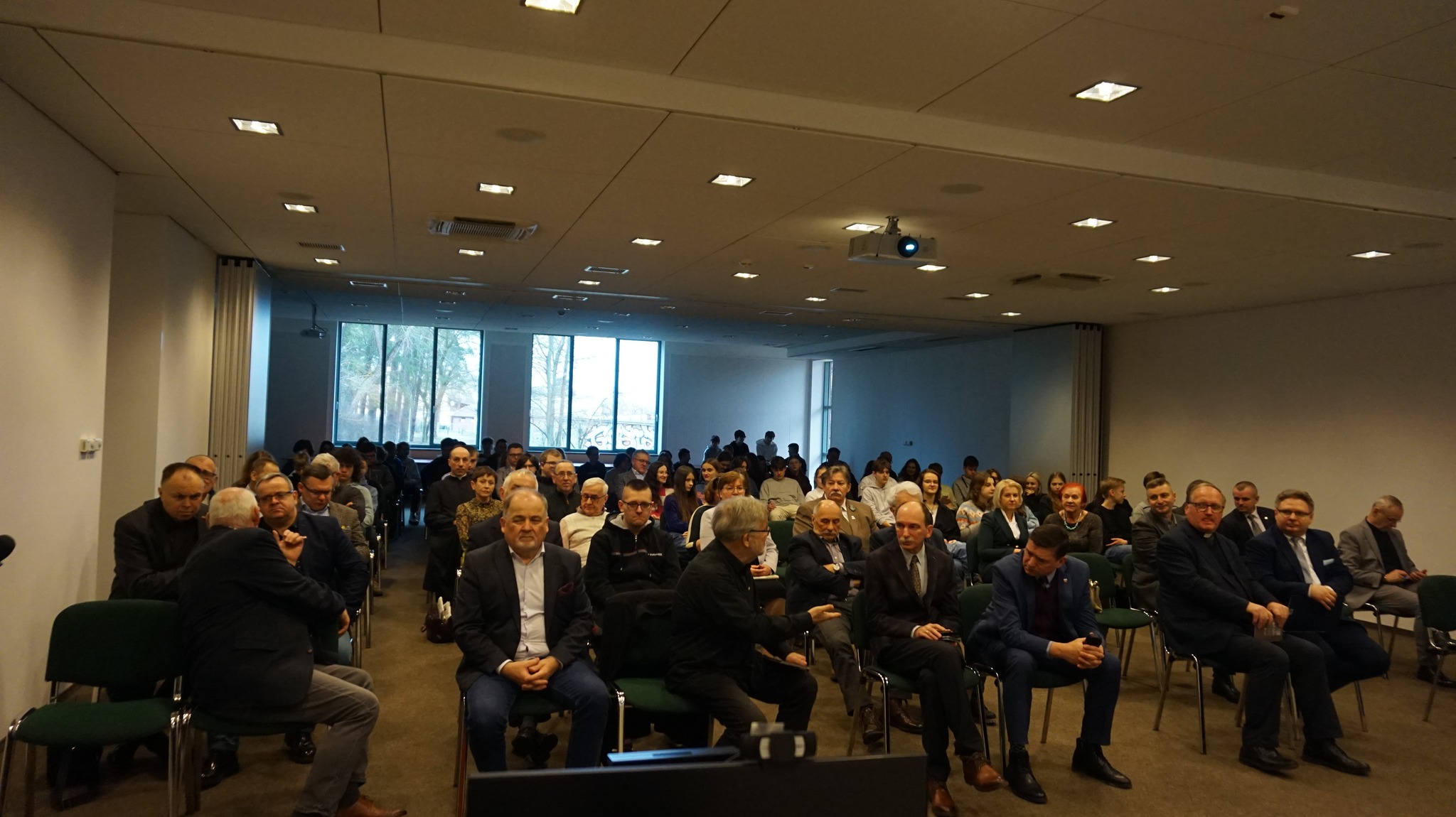 327808582 929596321524404 9007461454235803553 n